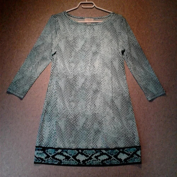Carmen Marc Valvo Dresses & Skirts - Women's Carmen Marc Valvo Blue  Snakeskin Long Sleeve Dress Size Medium